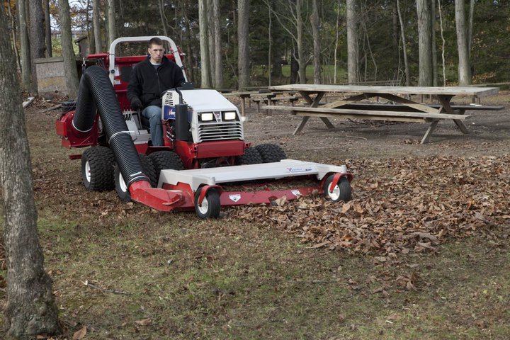 camp luz 4 Ventrac leaf vacuum collection system